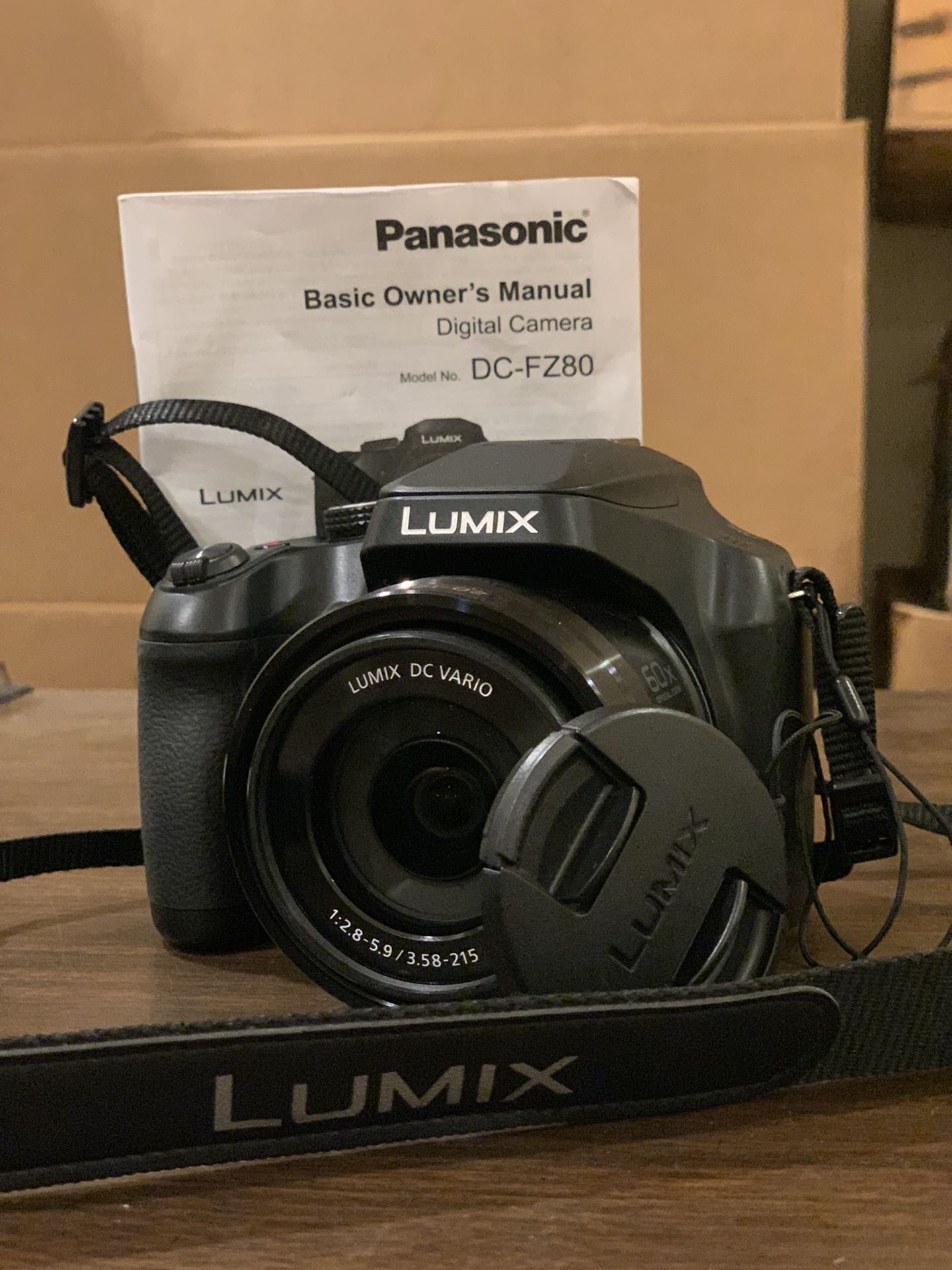4K Digital Camera - PANASONIC LUMIX