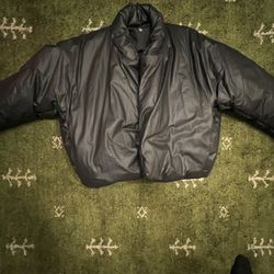 Yeezy Gap Round Jacket Black -  Size XXS - Rare size 