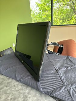 Old TV with Mount