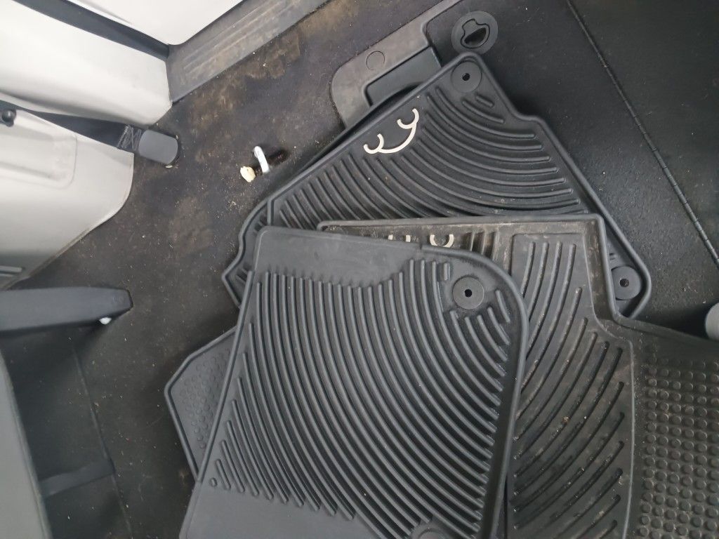 2003 Volkswagen Beetle Mats