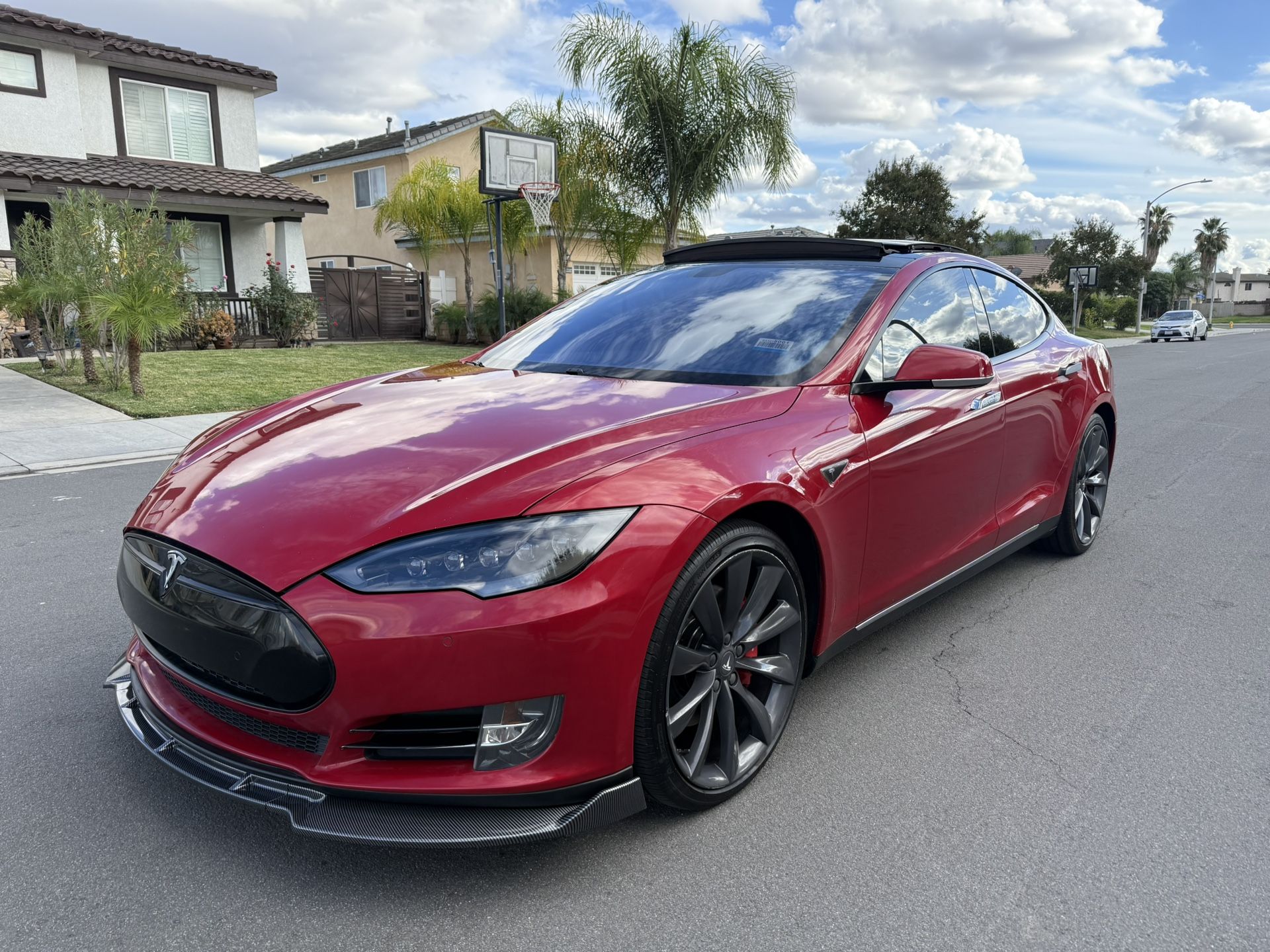 2014 TESLA MODEL S 85+