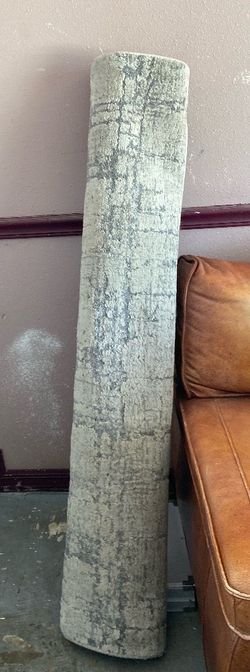 Beautiful gray carpet $10