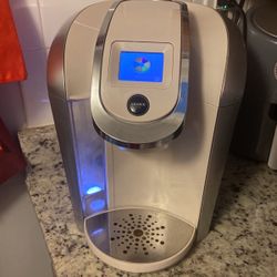 Keurig Coffee Machine And  Farberware  Air Fryer 