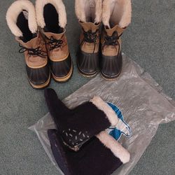 2 PAIR SOREL BOOTS SIZE 9 (CARIBOU & POLAR)  WITH EXTRA LINER