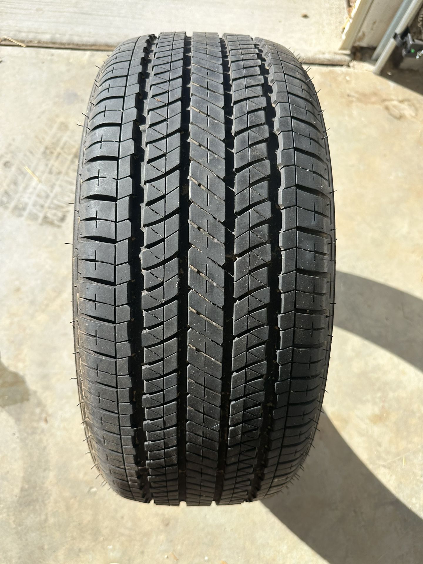 Firestone fr740 p215/45r17