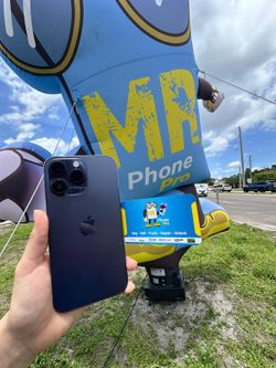 iPhone 14 Pro Max UNLOCKED