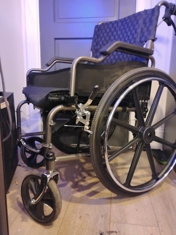 FS Series Wheelchair