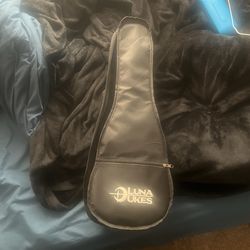 UKE TATTOO CONCERT MAHOGANY W/ GIGBAG