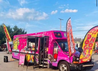 Asking $14,000 Converted Econo line bus-Van can be turned into coffee juice business food or dog grooming  ice cream etc low mileage