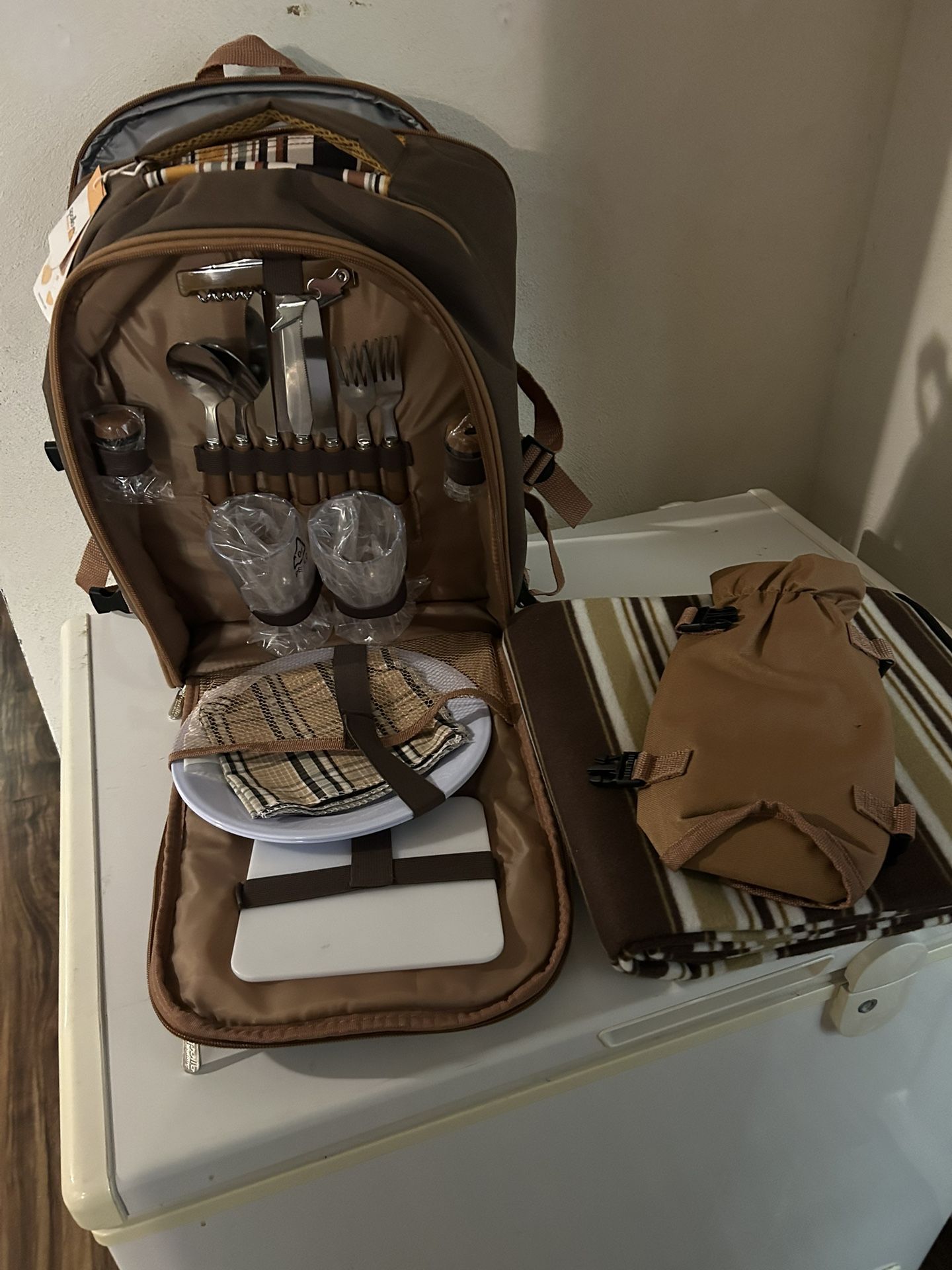 Picnic Backpack For 2 (New)