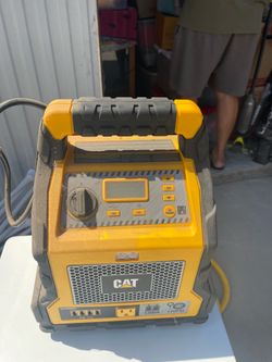 CAT 1200 Amp Jump Starter & Air Compressor (CJ1000DXT) – $65