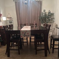 Dining Table And Chairs 
