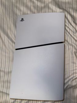 PS5 slim, with stand