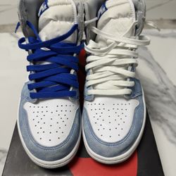 Jordan 1 Hyper Royal Smoke Grey 