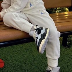 Jordan 4 Toddler – Rare Tiffany Color EU 26  (UK8.5| 15cm)– Original Box