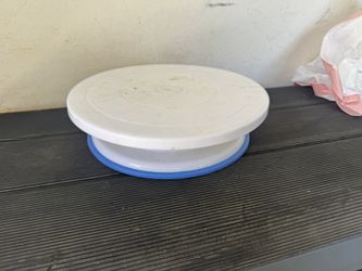 Cake Decorating Turntable