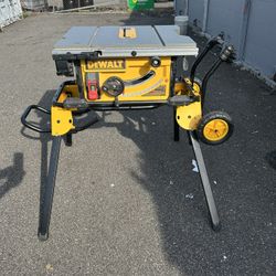 10” Dealt Table Saw With Rolling Stand