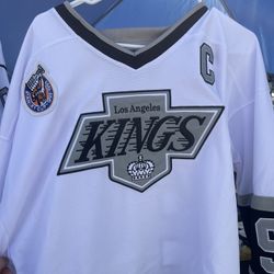 Jerseys, Dodgers, Raiders Kings 