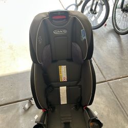 Graco car seat 