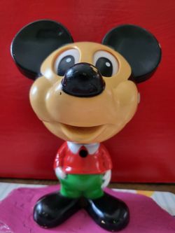 TOY COLLECTIBLES