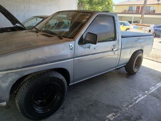 1992 Nissan Pickup