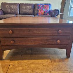 Ethan Allen Solid Wood Coffee Table 38 x 38