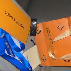 Lv Bracelet