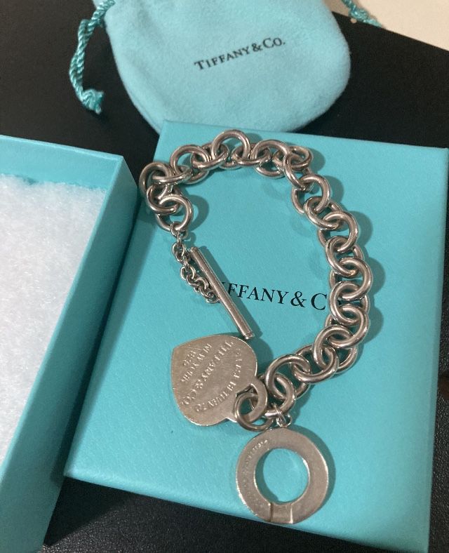 Tiffany Co  Toggle Bracelet 8”.  Authentic 