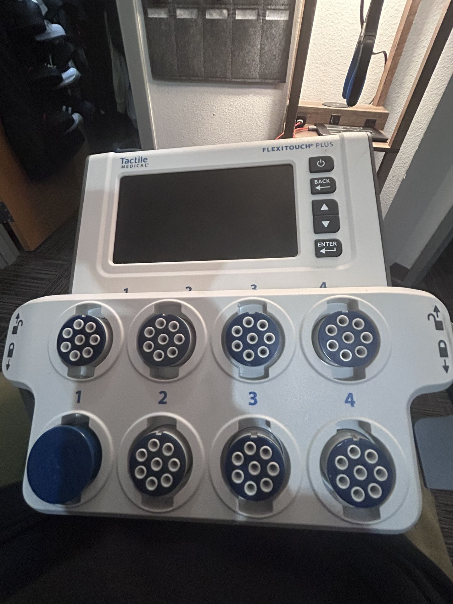 Tactile Flexitouch Plus PD32-G3 Compression Pump Unit Only – Powers On