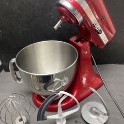 KitchenAid KSM155GBCA0 Artisan Design 5Qt Mixer 325W Cherry Red Mixer Good Condition 