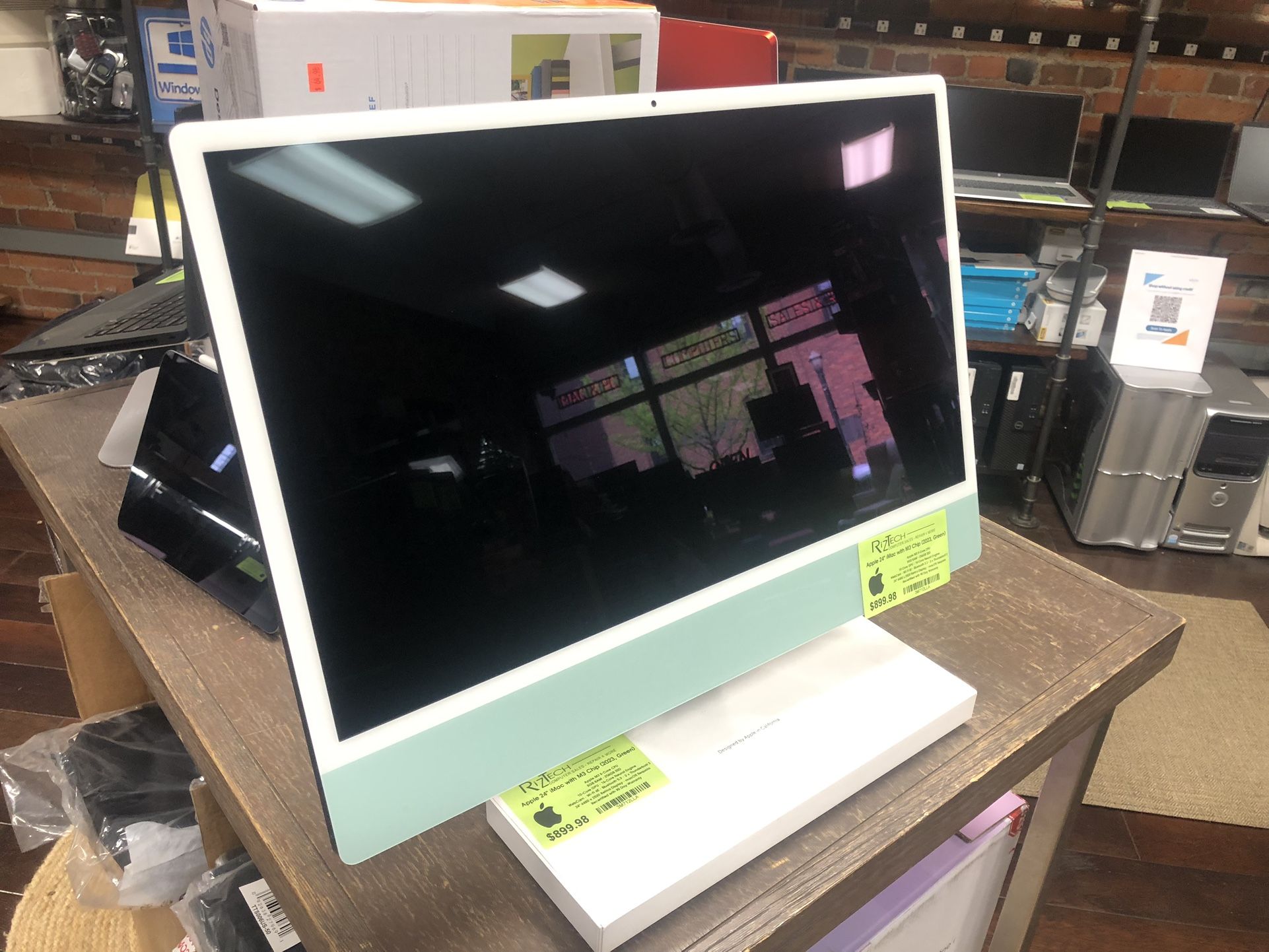 Apple 24" iMac with M3 Chip (2023, Green) – $899.98