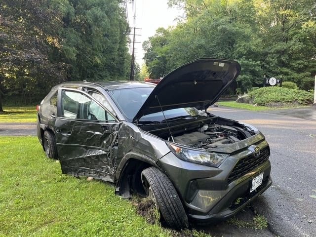 SELL ME YOUR WRECKED VEHICLE