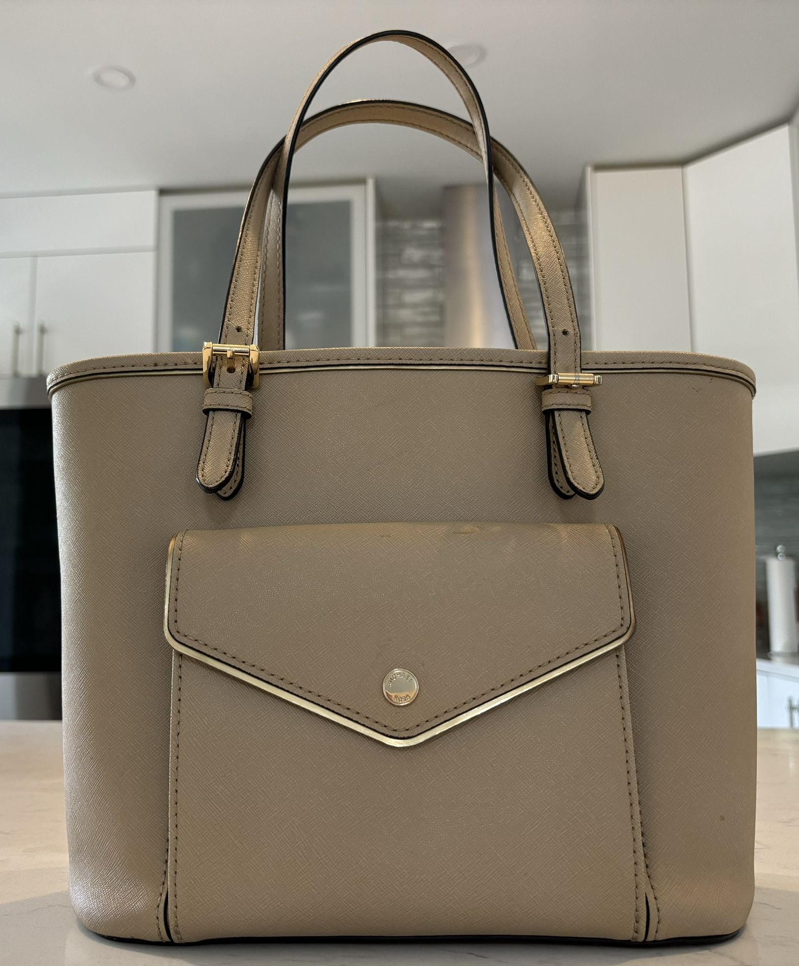 Michael Kors Leather Bag