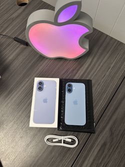 iPhone 17 512GB Blue Unlocked Good Condition (Free Accessories)