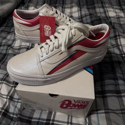 Davis Bowie Vans 