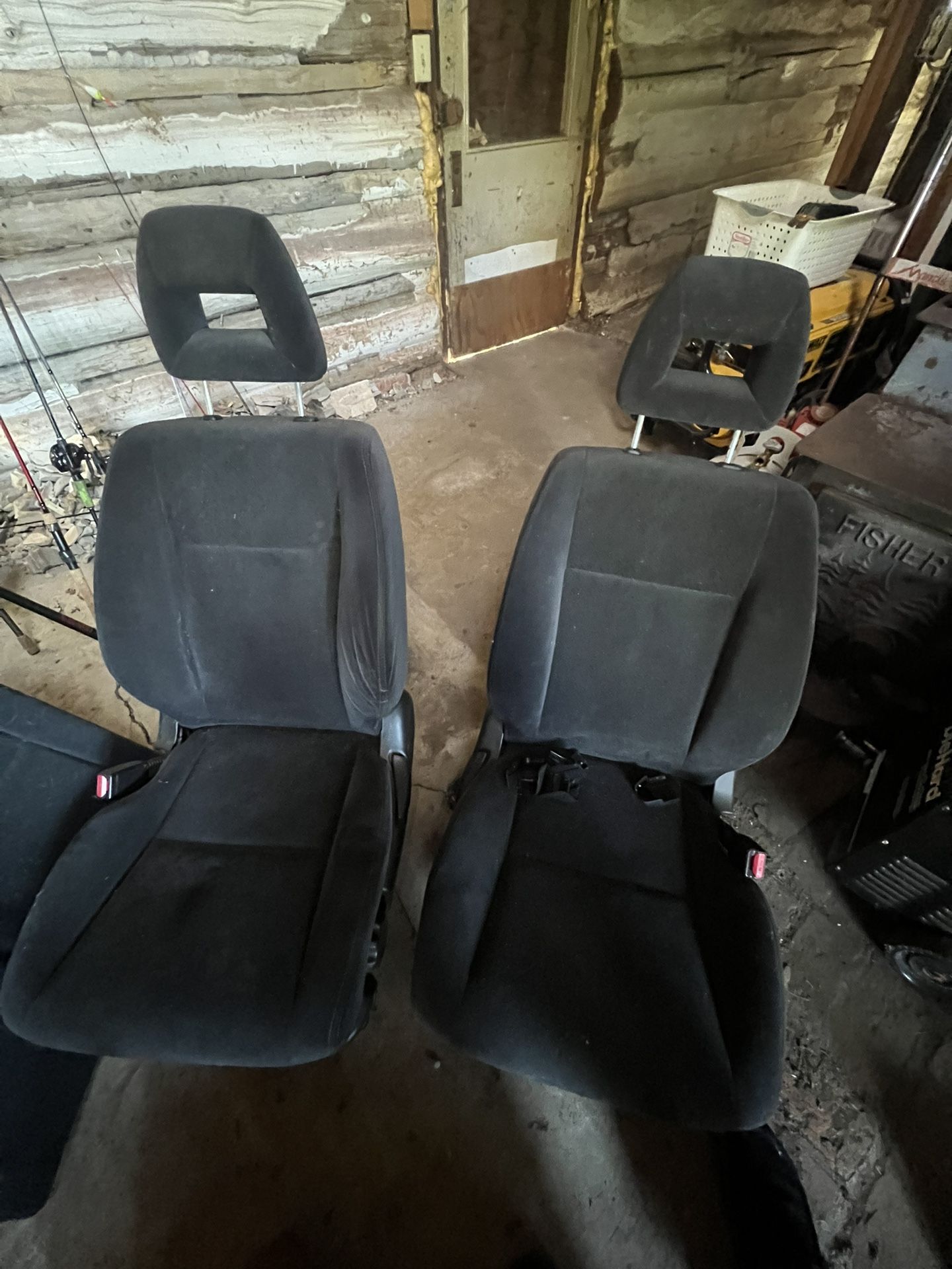 2003 honda civic coupe front and rear seats
