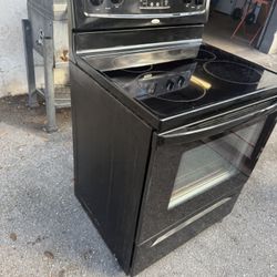 Whirlpool Stove (black)