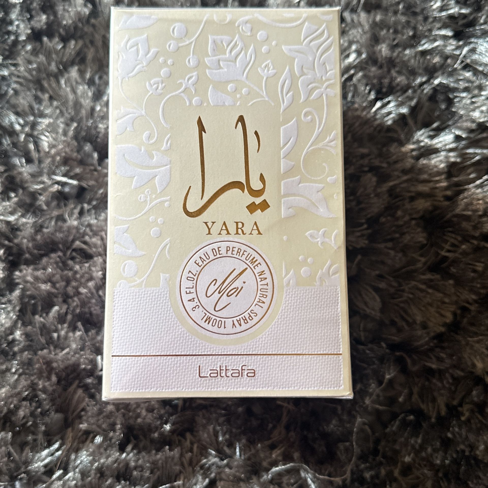 Perfume Árabe Mujer Yara Moi
