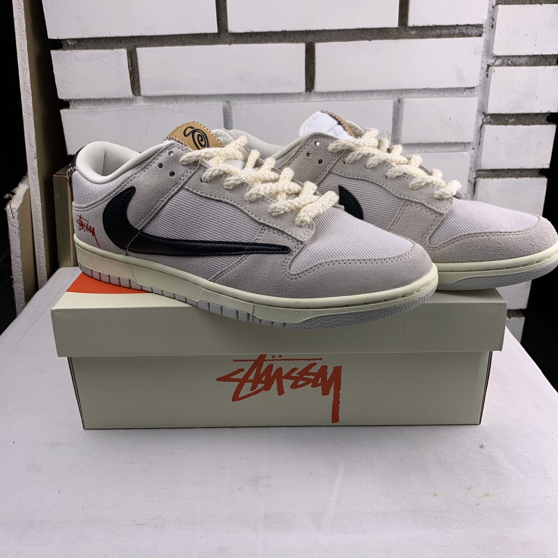 Nike x Stussy reverse swoosh dunks 