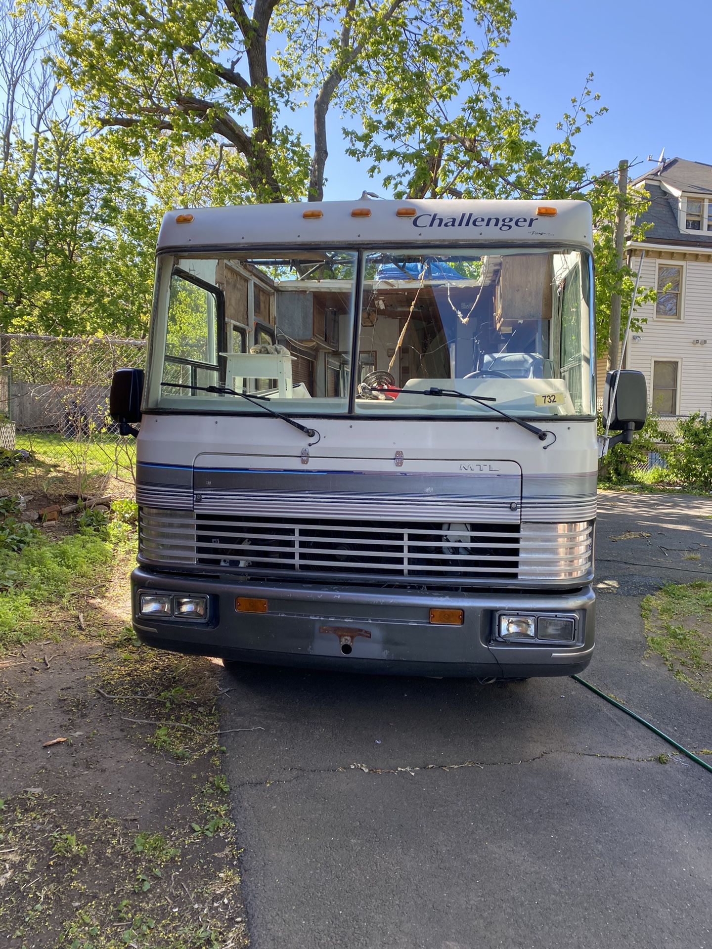 Photo Selling Class A Camper RV For Parts