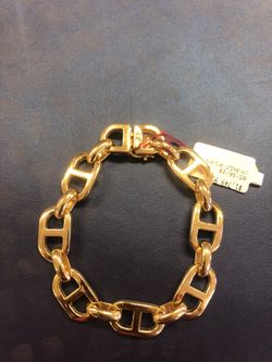 8 inch Gucci style bracalet / 49.8 grams of 14kt