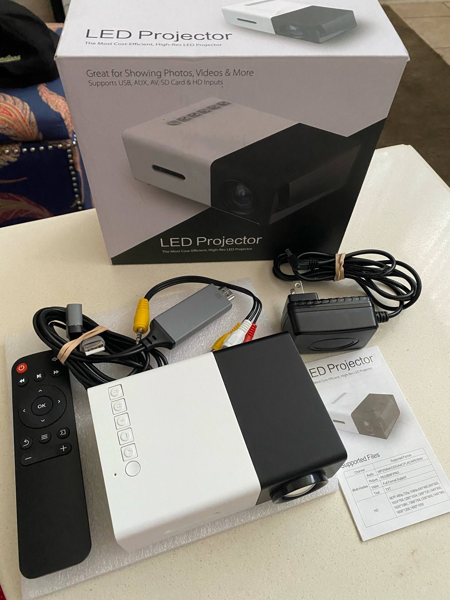 2 Projectors Brand New