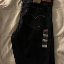 Women’s Levi’s