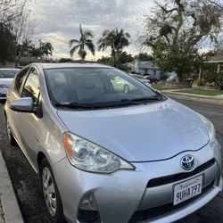 2012 Toyota Prius C 