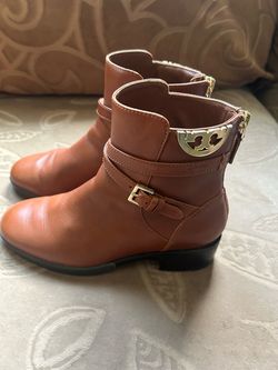 Tory Burch boot