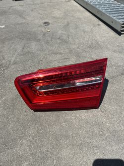OEM Audi A6/S6 Right Inner LED Tail Light – 4G5 945 094 B (Valeo (contact info removed)7)