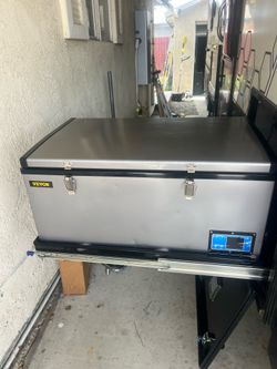 Vevor Portable Fridge 90Qt