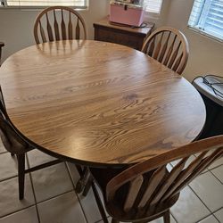 Formica Dining Table And 4 Chairs