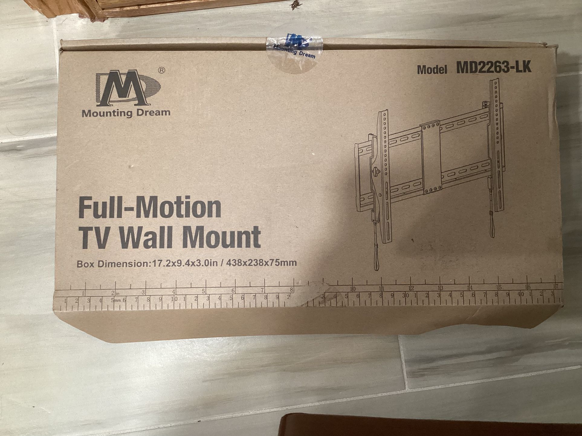 Full-Motion TV Wall Mount
