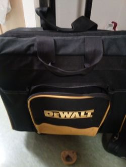 DEWALT Rolling Tool Bag